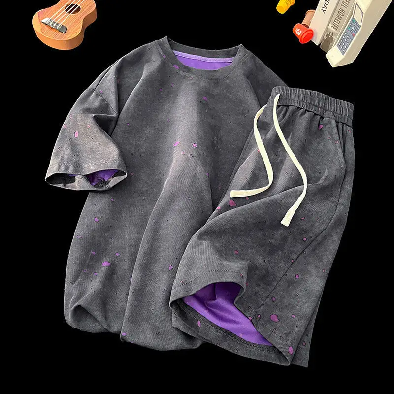 2026 Summer Retro Short-Sleeve T-Shirt Set for Teenagers, Loose Fit Ripped Sports Shorts Set for Men