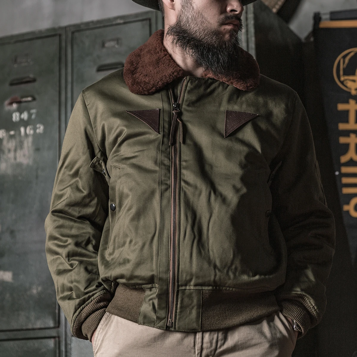 Rugged Bronson Men's Woolen Flight Jacket Thickened Short Outerwear Zipper Closure Long Sleeve Standard Fit Youth Fashion