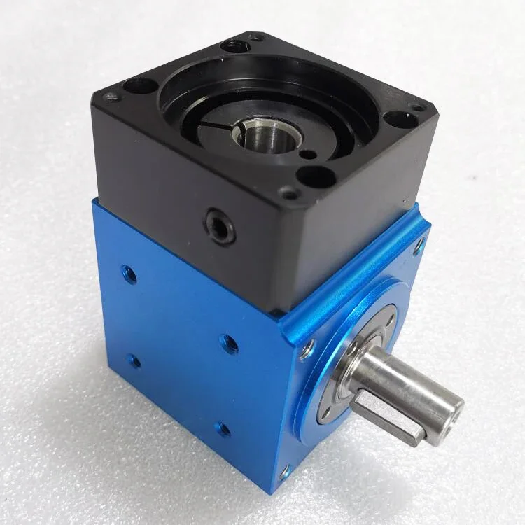 Compact high precision 90 degree speed reducer spiral bevel right angle gearbox ratio 1:2 ZR series for servo motor