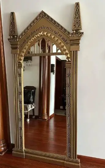American Vintage Dressing Mirror for Home Use, Wall-Mounted Try-On Mirror