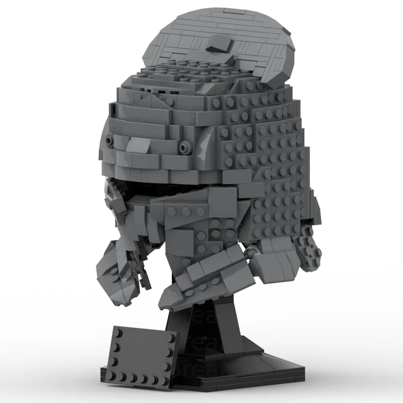 584pcs Custom Building Kit: The Hobbit Uruk-hai Swordsman Helmet Model