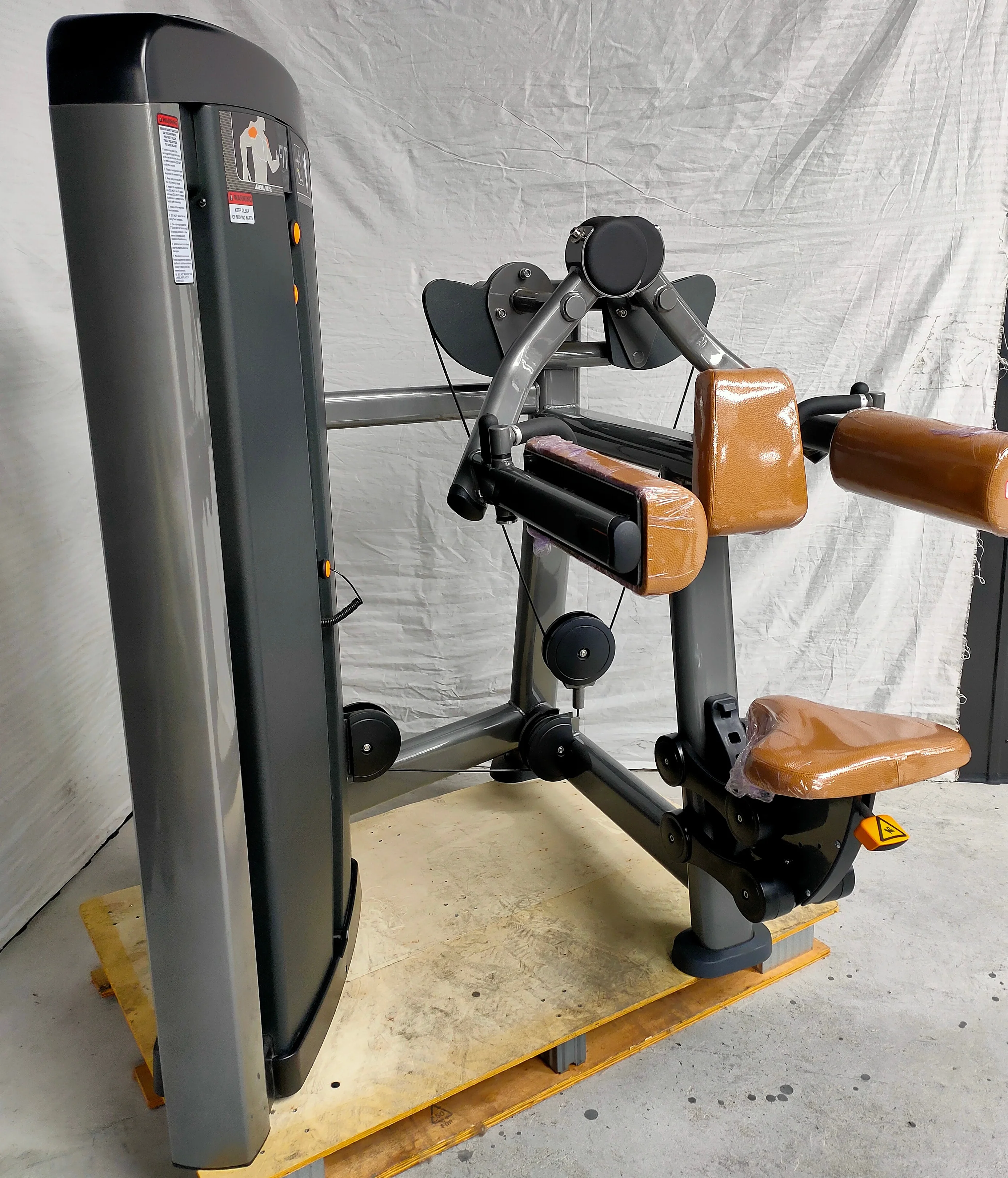 

Commercial Fitness Equipment Seated Shoulder Lateral Raise Machine Commercial Gym Machine Pin Loaded Lateral Raise Machine