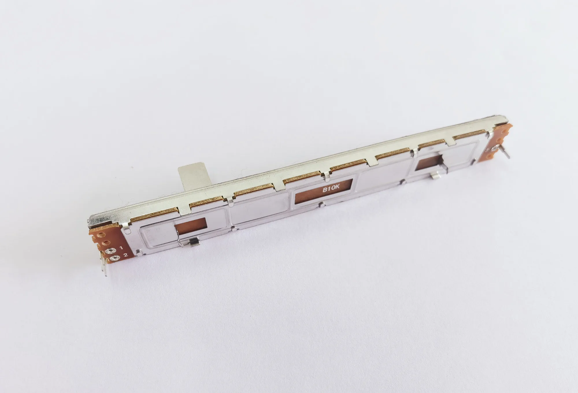 Original nuevo 100% carrera 100MM SC-100N B10K-15B potenciómetro atenuador mezclador B10K mango único largo 15MMB (interruptor)