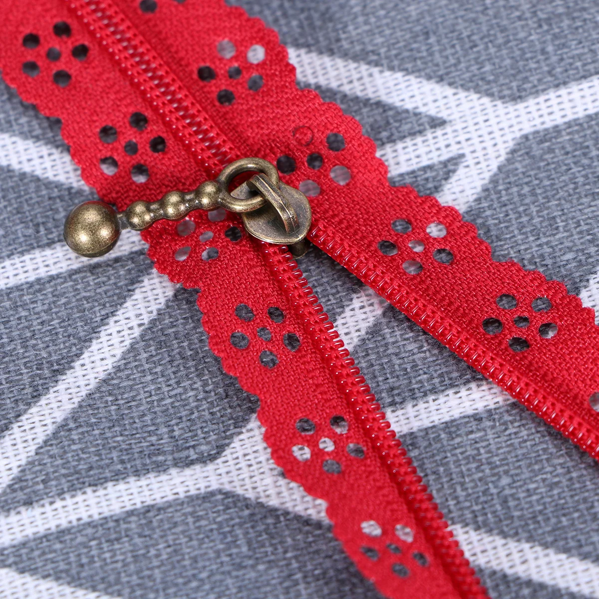 

20pcs Lace Zipper 30Cm Mixed Color Nylon Metal Flower Decor Zippers For Sewing Clothing Craft Diy Projects Zippers Lace