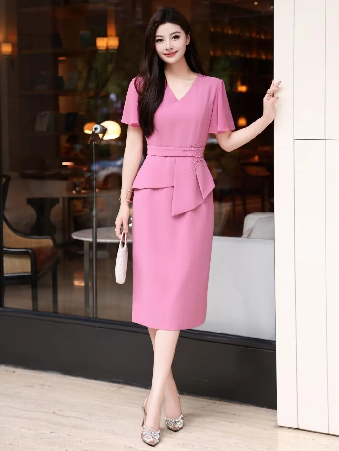 

Luxury Women Dress 2025 Summer Cocktail Party Lady V-Neck Crystal Beading Short Sleeve Bodycon Sheath Dress Red Pink Purple XXL