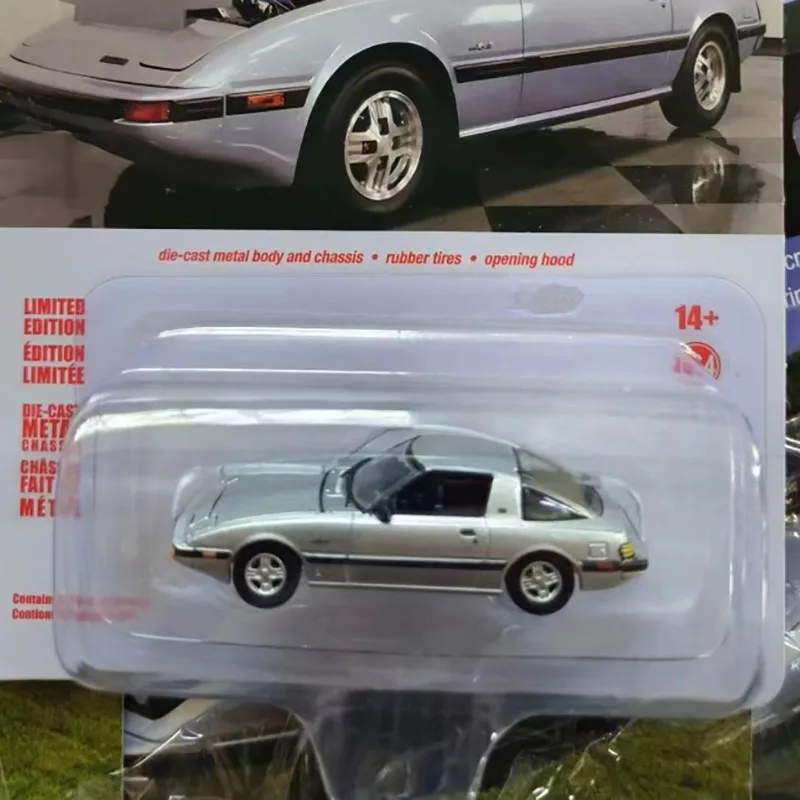 Auto Star Diecast 1/64 Scale 1982 RX-7 Alloy Simulation Car Model Classics Adult Souvenir Gift Static Display