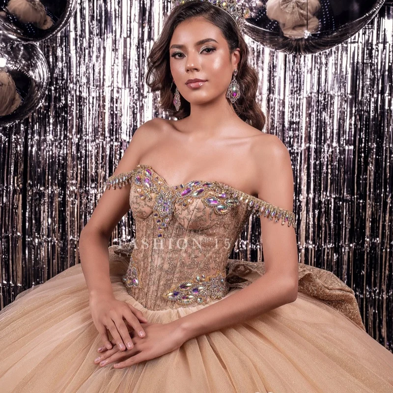 샴페인 반짝 이는 공주 스위트 16 드레스 Quinceanera 드레스 아플리케 구슬 크리스탈 보우 Tull 파티 생일 Vestidos 15 De Anos