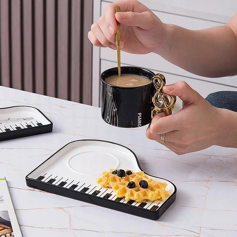 European Piano Black and White Key Ceramic Coffee Cup with Spoon  Home Latte Coffee Cup Delicate Breakfast Milk Oatmeal Mug