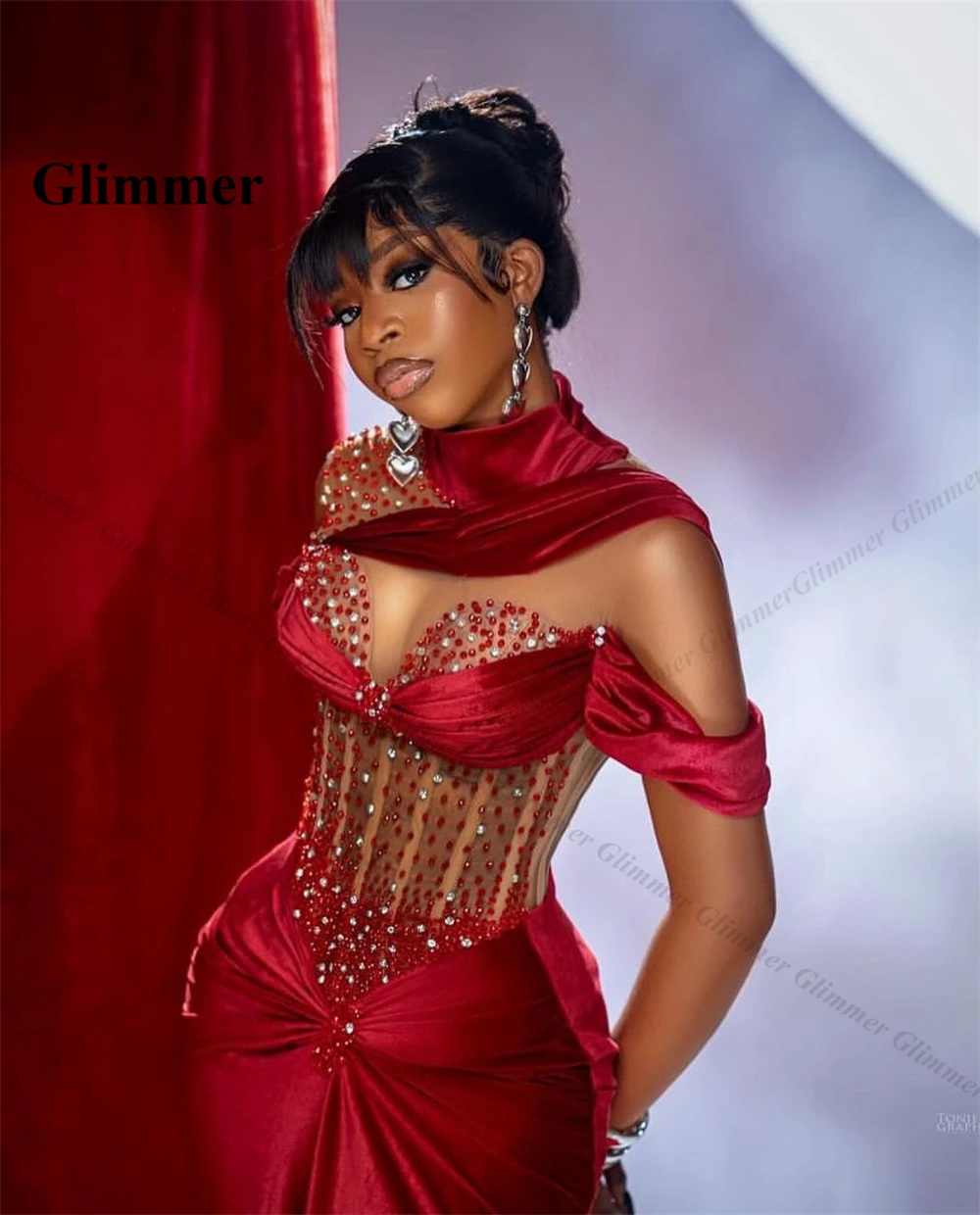 Glimmer Charming Cut-out Saudi Evening Dress for Women Halter Rhinestones Pleats Pageant Dress Vestidos De Noche Customised