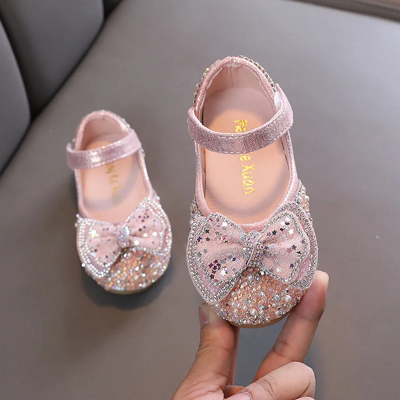 

AINYFU Children's Sequins Bow Leather Shoes Spring Girls Rhinestone Princess Shoes Cute Kids Soft Bottom Dance Shoes Size 21-36