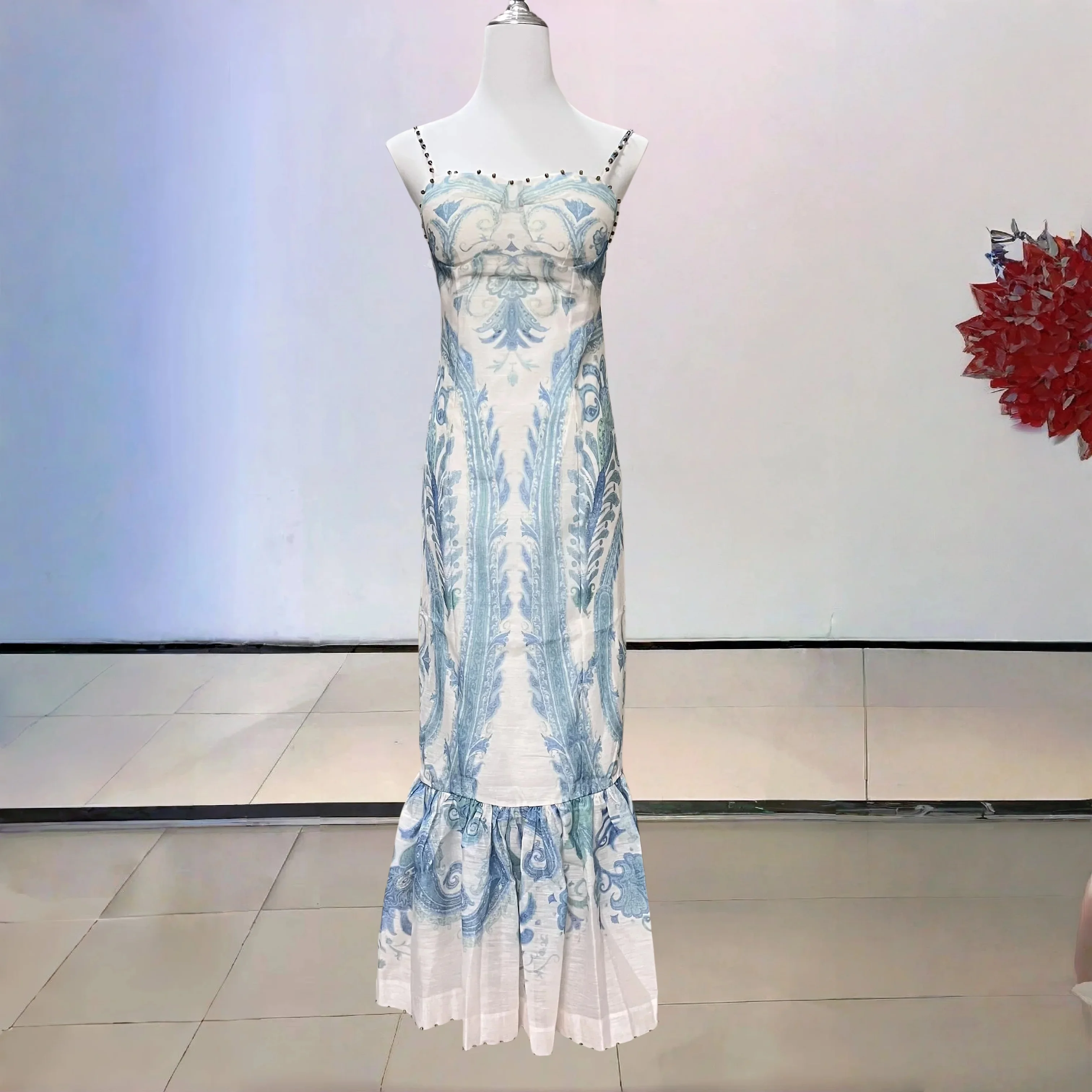 

Floral Linen Maxi Dress Flowy Hem Elastic Waist Bohemian Style Short Sleeve Summer Music Festival Look Evening Dinner Dress