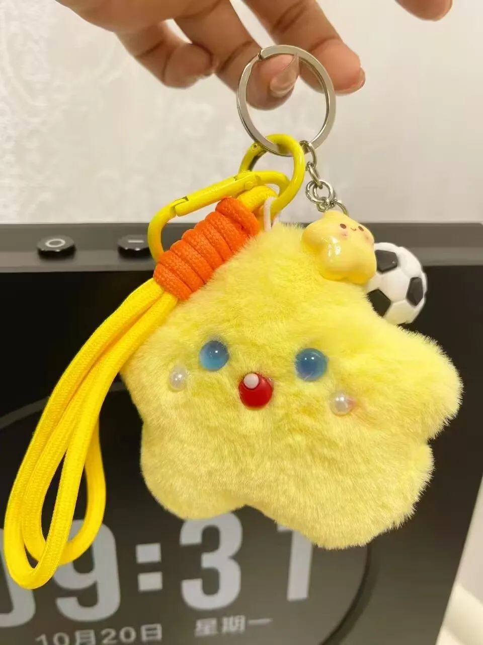 جشع، هوانغ شينغ، تشيو دينغجي، أكياس محيطية، المعلقات، سلاسل المفاتيح، تشيو يينغيوان، حقائب الظهر، الزينة، الهدايا لتقديمها إلى الأصدقاء