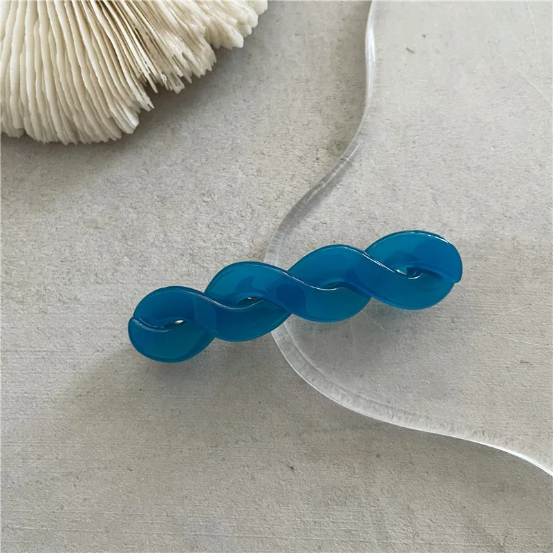 Fashionable temperament twist hairpin side clip texture acetic acid word clip spring clip Korean version new hair accessories