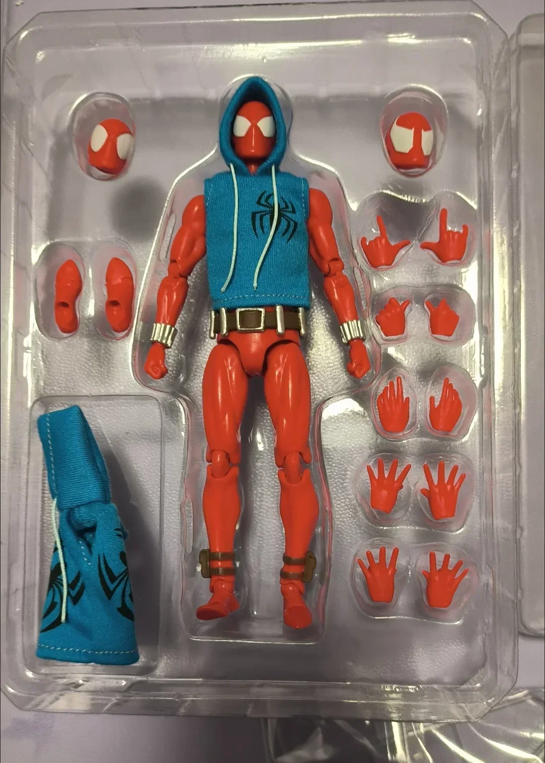 متوفر في المخزون ألعاب Ct القرمزي العنكبوت سبايدرمان مافيكس 186 النسخة الهزلية المذهلة الرجل العنكبوت أنيمي عمل الشكل لعبة الهدايا المخصصة