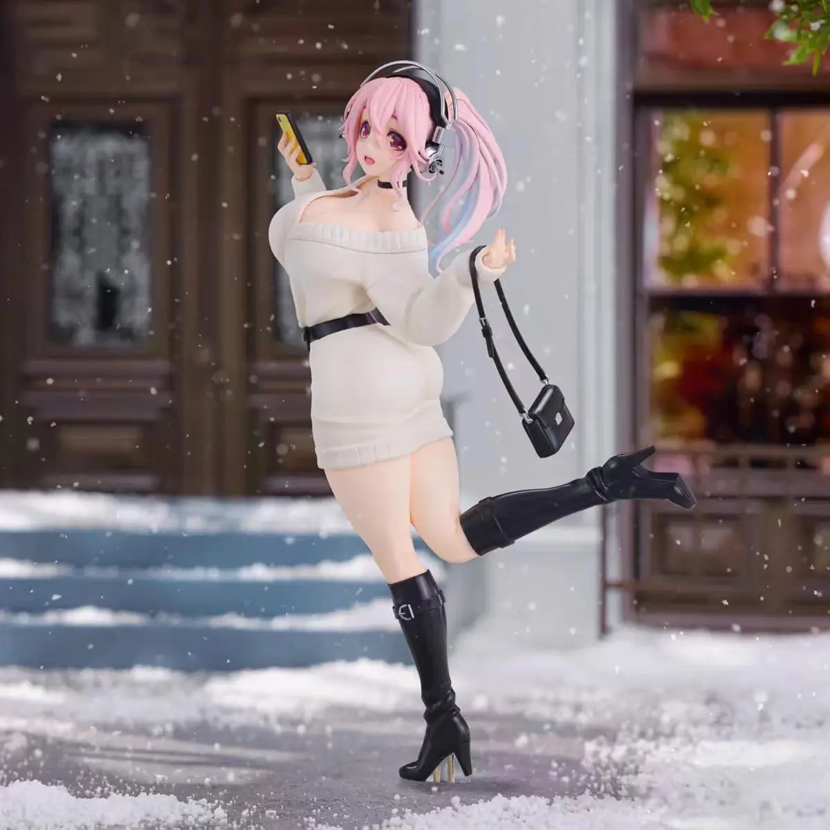 Op voorraad: originele FuRyu Super Sonico Winter Memory Ver PVC 21 cm animefiguur, verzamelobject, decoratief speelgoed voor op het bureau, ideaal als cadeau.