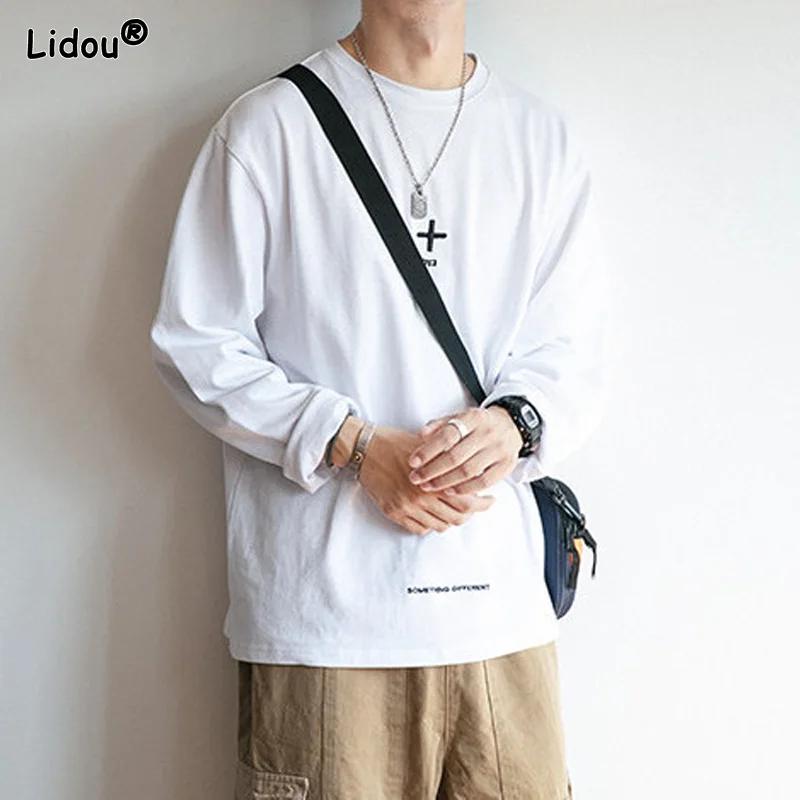 Mode Oansatz Neue Lose Bequeme Lange Ärmeln T-shirts Koreanische Frühling Herbst Casual Tops Drucken Einfache Männer Kleidung der 2022