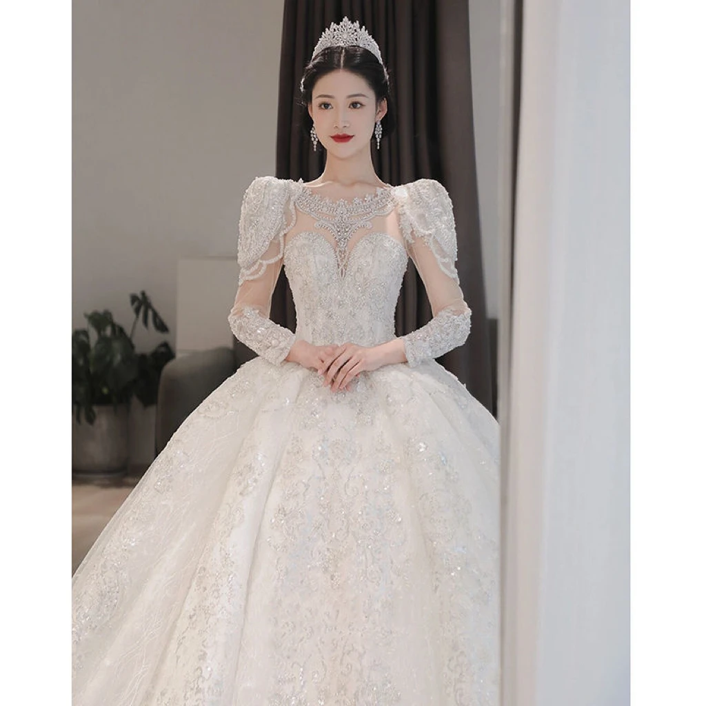 

Court Vintage Wedding Dresses O Neck Ball Puff Long Sleeve Beading Applique Shiny Backless Train Plus Size Customized Bride Gown