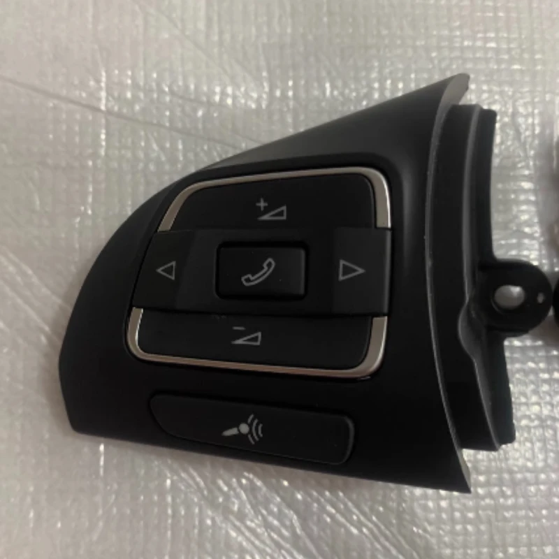 For VW Touareg Magotan B7 Tiguan Tuhuan Golf 6 Sagitar Multifunctional Steering Wheel Volume Control Switch Button Sharan