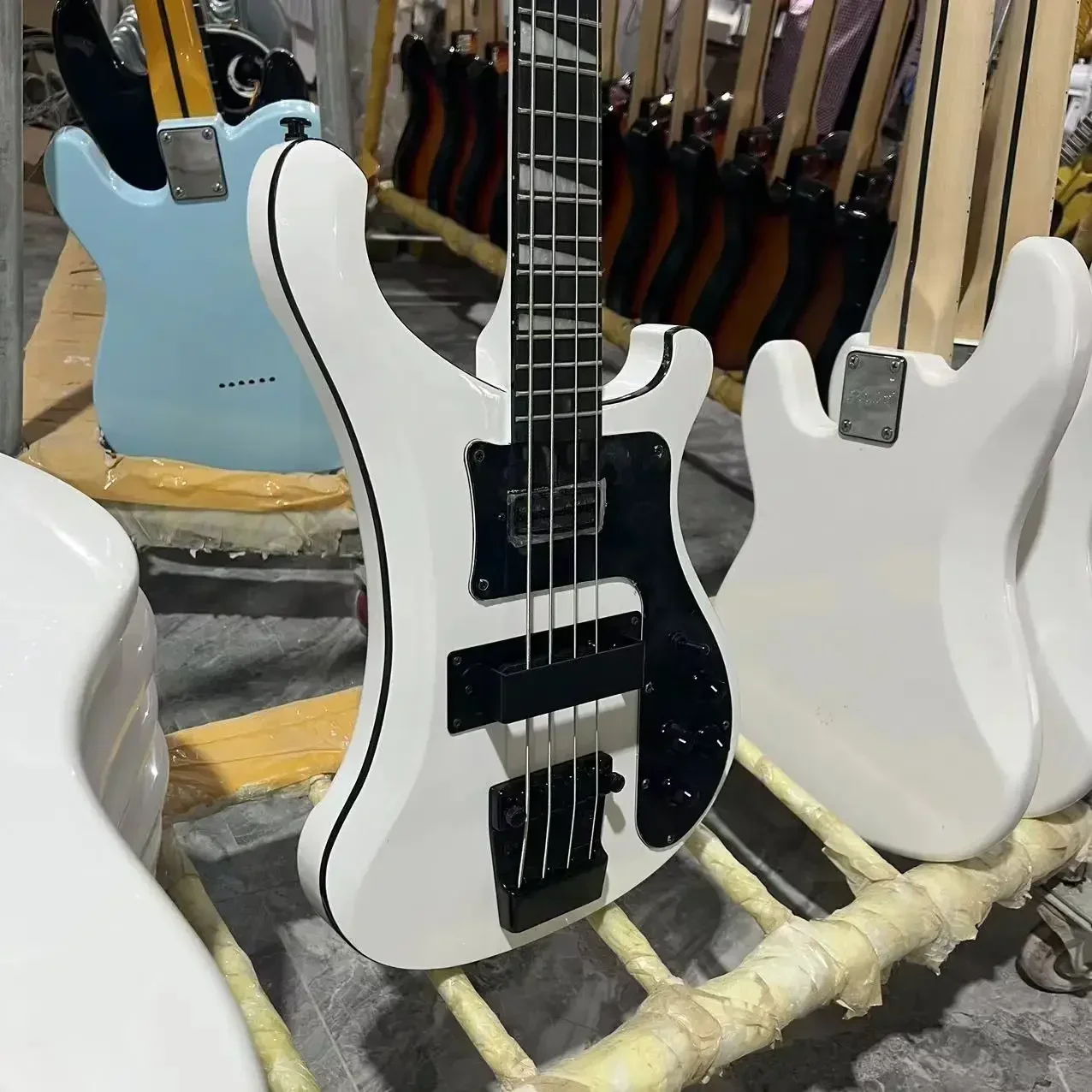 Rickenbacker 4003 Electric Guitar, Bass Guitar, White Color, Basswood Body, Rosewood Fretboard, Free Shipping, Gleeson