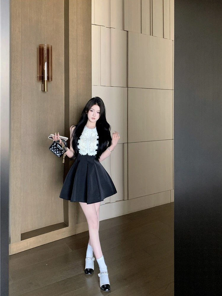 الدانتيل المرقعة طوق بلا أكمام فساتين صغيرة المرأة الصيف مزاجه الخصر سليم صالح ألف خط فستان الحفلات المسائية