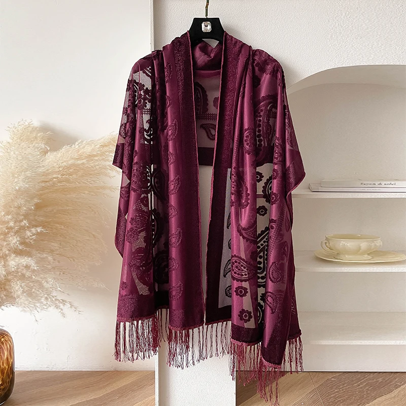 

Новинка 2025 года, элегантный бархатный жаккардовый платок в этническом стиле с узором пейсли, универсальный модный шарф с длинной бахромой, теплый кондиционер, пашмина