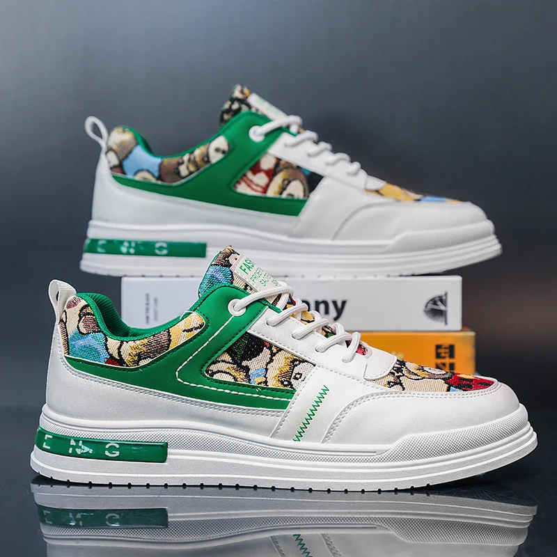 Mens Walking Shoes 2025 New Breathable Lightweight Wear-resistant Street Trendyy Low Cut Sports Flat Skate Shoes for Man