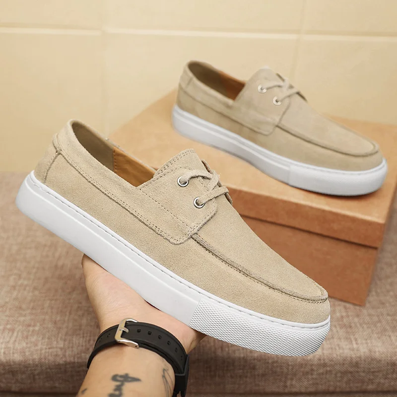 

Весенняя новая внутренняя обувь из свиной кожи с верхним слоем для спорта и отдыха, модные брендовые мужские удобные замшевые повседневные лоферы на толстой подошве