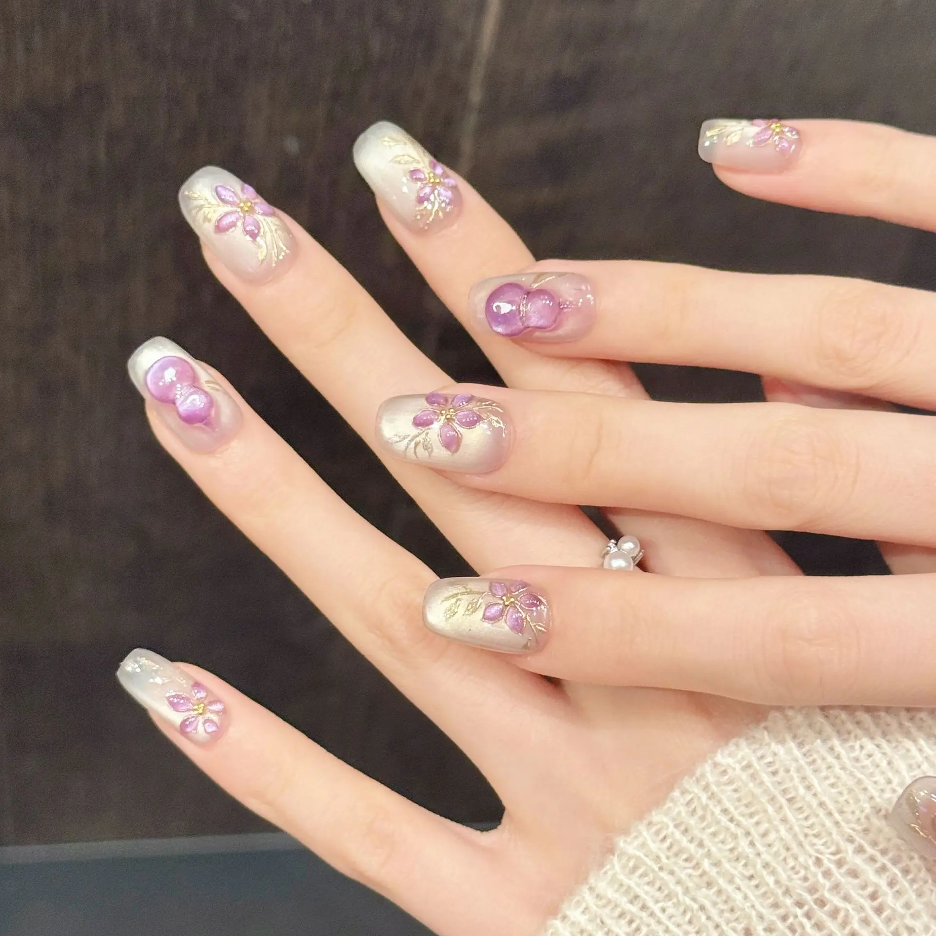 10pcs Handmade Fake Nails Middle Square Carved Purple Gourd Press On Nails French False Nails Gentle Style Design