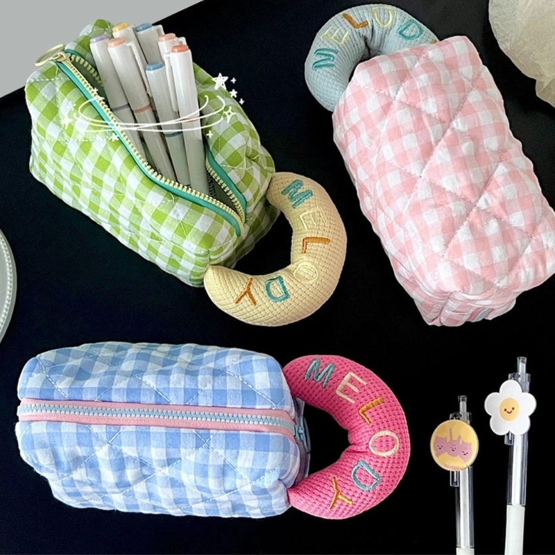 Plaids Toiletry Bag Large Capacity Makeup Bag Quilted Cosmetic Bag Handheld Makeup Bag Skincare Organisers Wash Bag