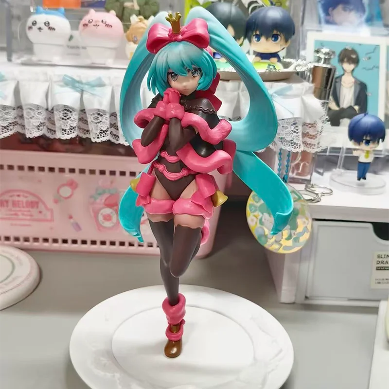 本物のフリュー初音ミクスイートスイーツ漫画フィギュアモデルクリスマスケーキドレスアップおもちゃ飾り子供クリスマスギフト