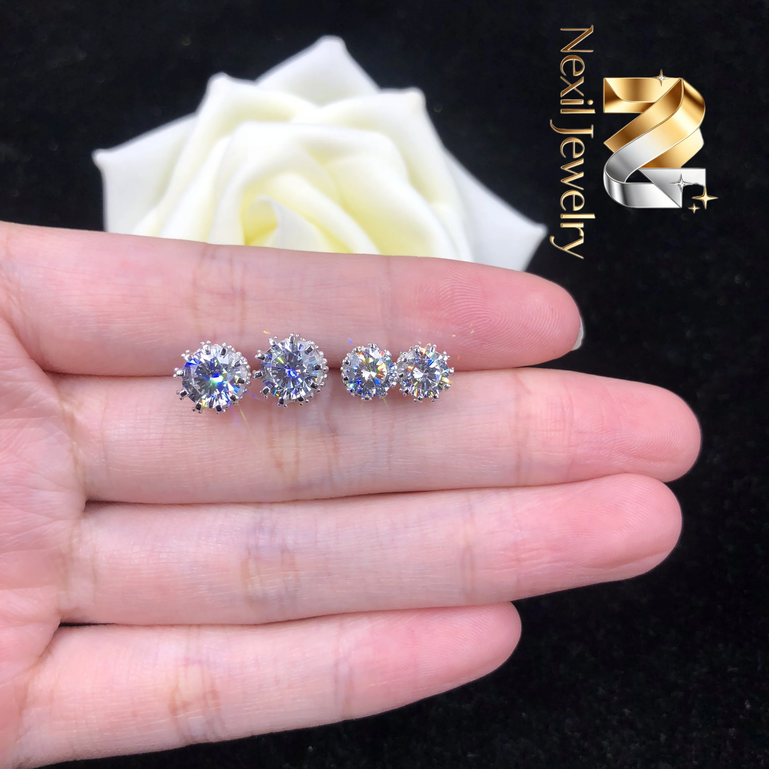 

Nexil Jewelry 0.5,1Ct/each 5.0,6.5 mm D Color VVS1 Moissanite Diamond Stud Earrings Pretty PT950 Stud Earrings E033