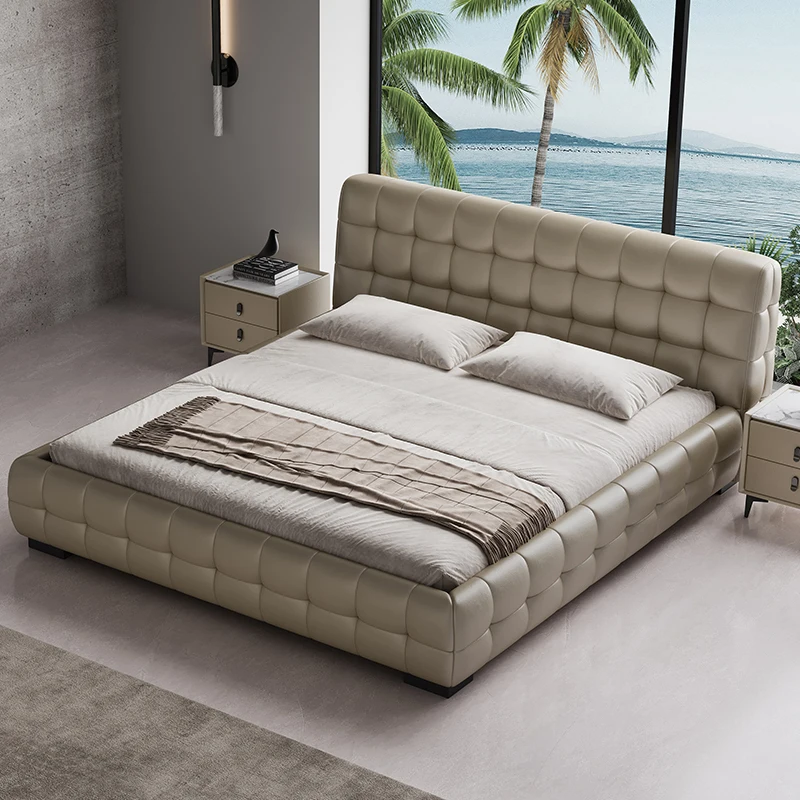 Modern Classic Fancy Designer Hotel Bed High-End Elegant Leather Bed  for Home Use Upholstered Wooden King Bed with Storage