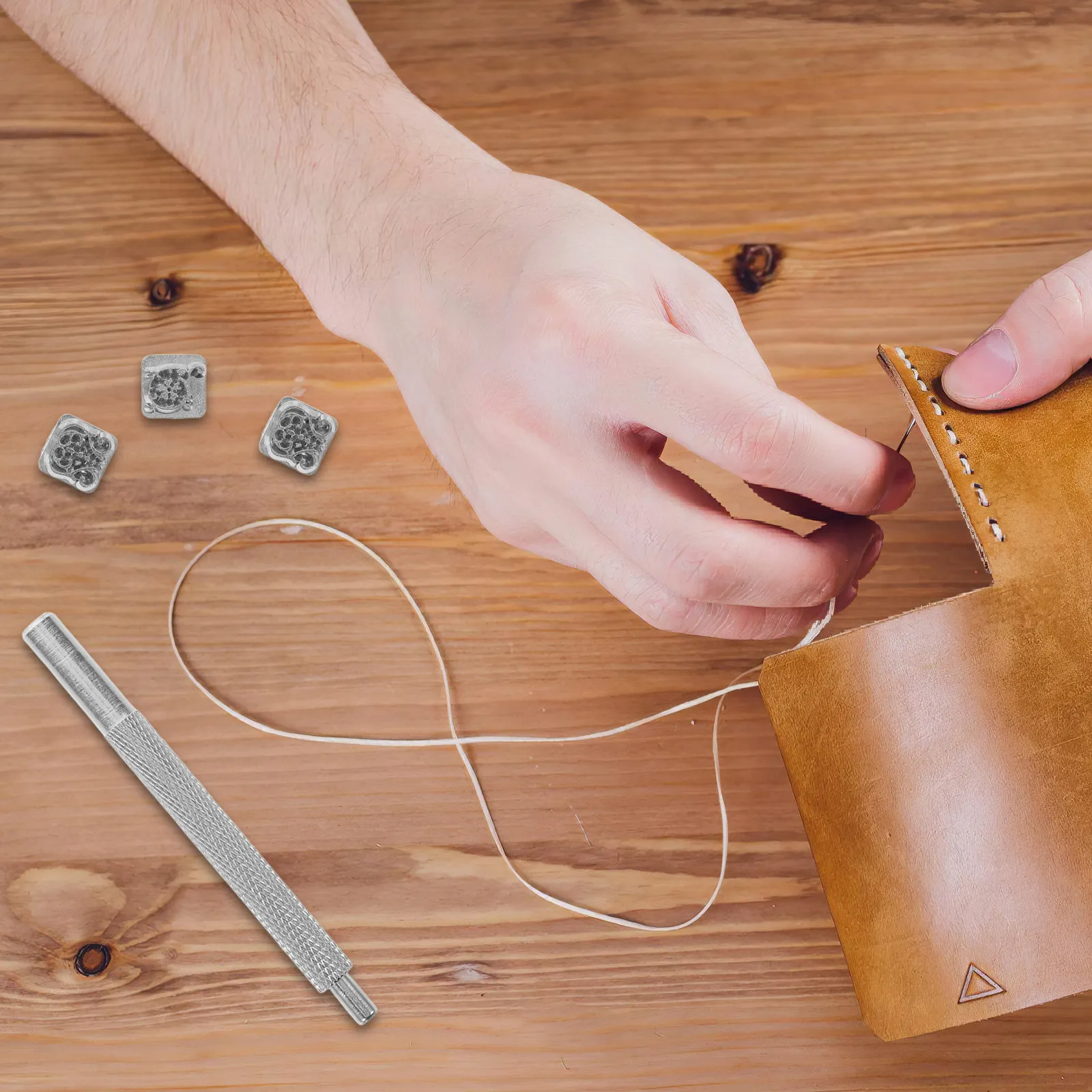 Beginner Leatherwork Kit - 1 Juego de Herramientas de Estampado