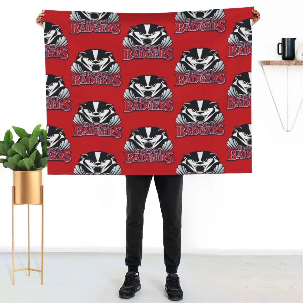 

Brock (Badgers) College Logo1 Throw Blanket Stylish Decor Blanket Gift for Friends Roommate