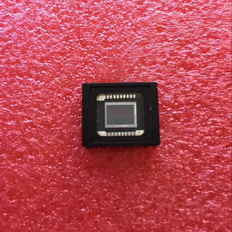 1PCS  ICX429AK  CCD 752×582 Pixels Transistor