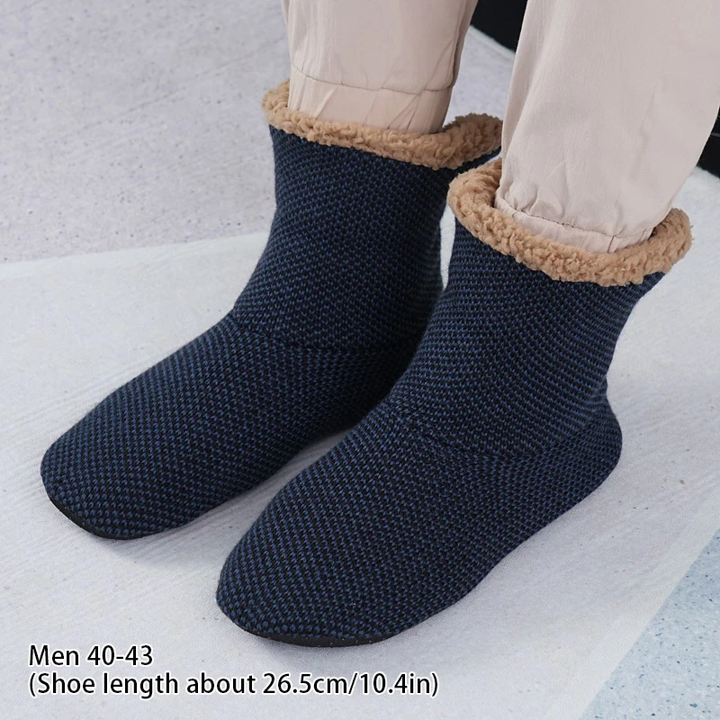 Zapatos de invierno para hombre y mujer, calcetín corto de felpa suave antideslizante para interiores, pantuflas cálidas de piel sintética, botas de suelo esponjosas y peludas para casa