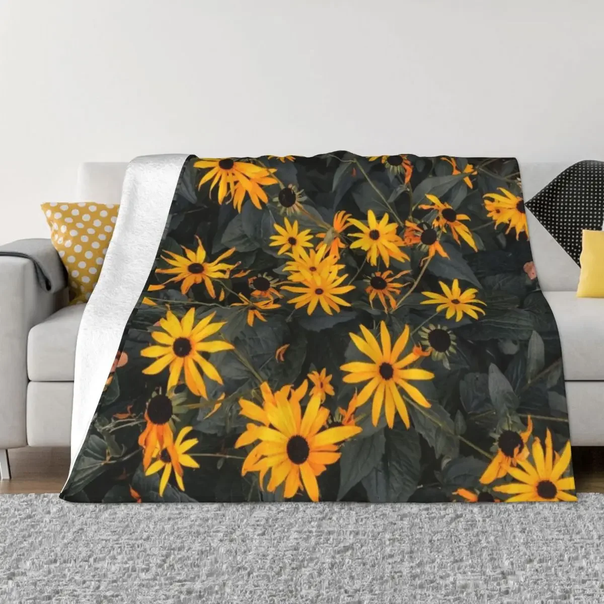 

Black-Eyed Susan Garden Throw Blanket Sofas Hairy Kid'S Blankets