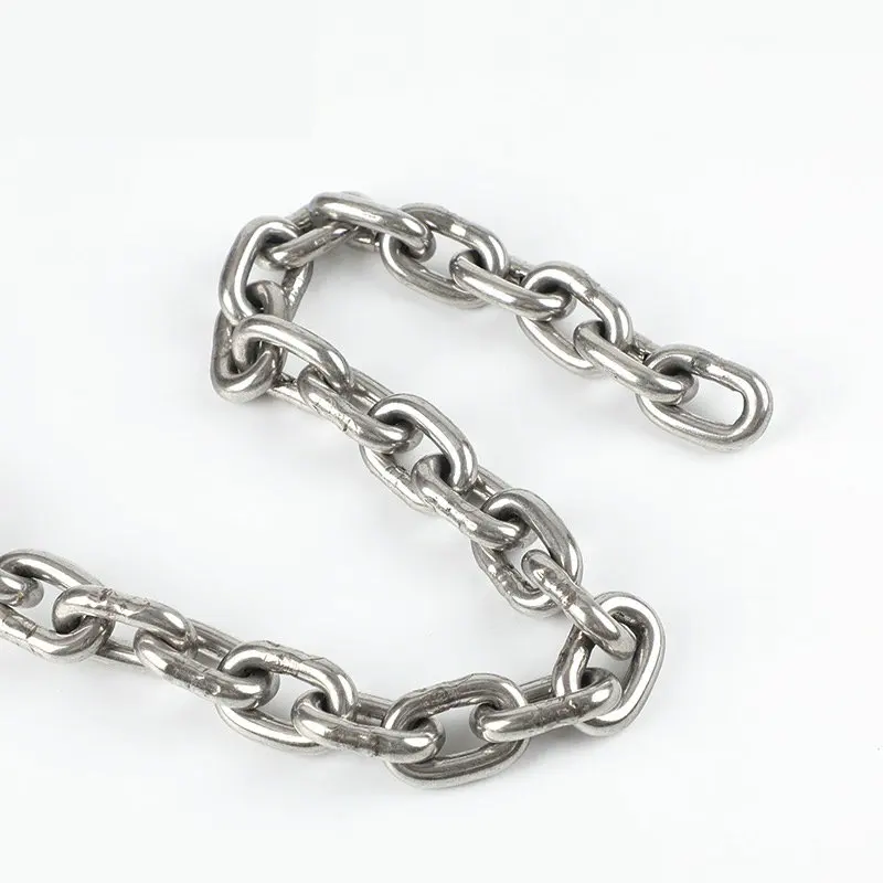 Ordinary 304 Stainless Steel Short Link Chain 3-10mm Diameter Industrial Welded Binding Lifting Chain for General Use