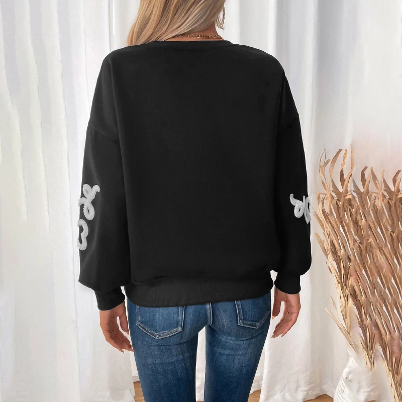 Women's Black Heart Pattern Embroidered Sweatshirt - Casual Loose Round Neck Long Sleeve Pullover Top