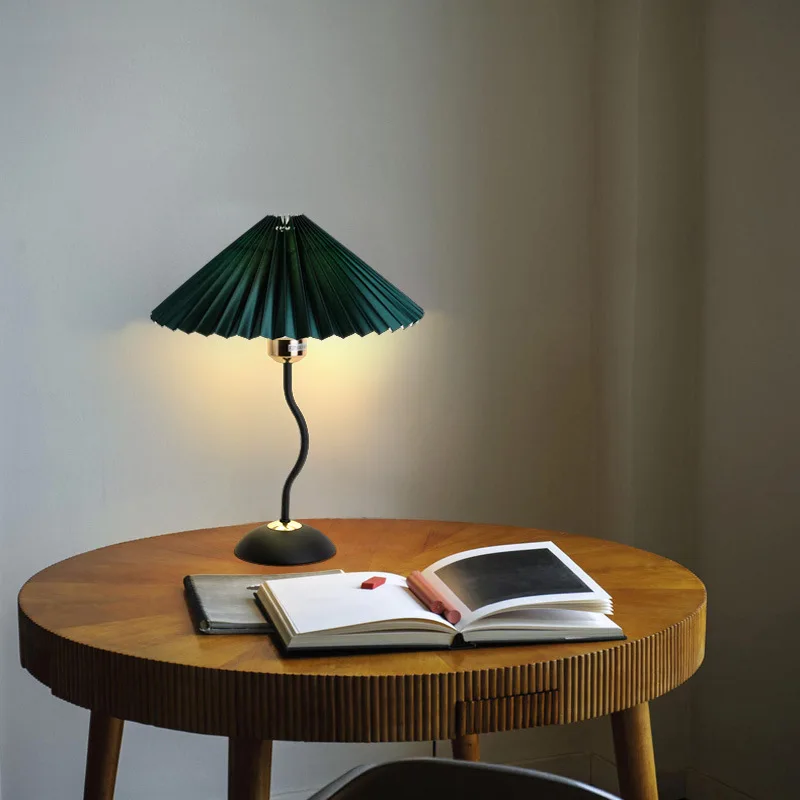 

Pleated Retro Table Lamp Japanese Style Simple Living Room Bedroom Ground Lamp Middle Net Red Ins Bedside Atmosphere Table Lamp