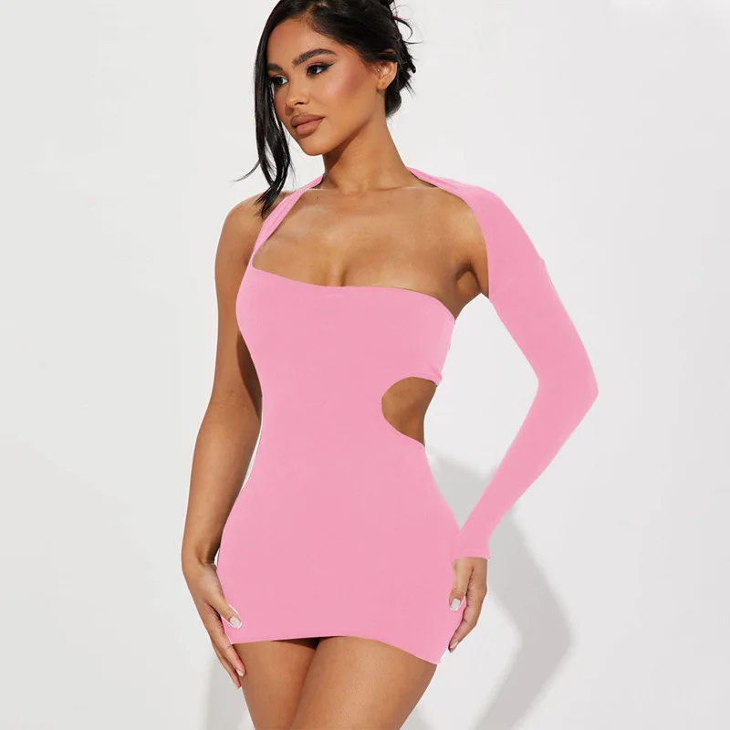 Sukienka na jedno ramię z długim rękawem w jednolitym kolorze Style2025Summer nowa seksowna sukienka o nieregularnym kroju