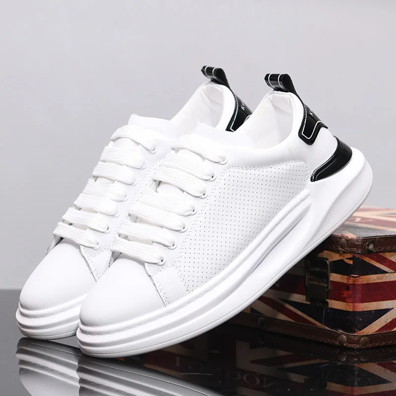 

Luxury Design Sneakers For Men Fashion White Board-shoe Soft Women Walking Shoes Running Shoes Couples Sneakers Tennis shoes