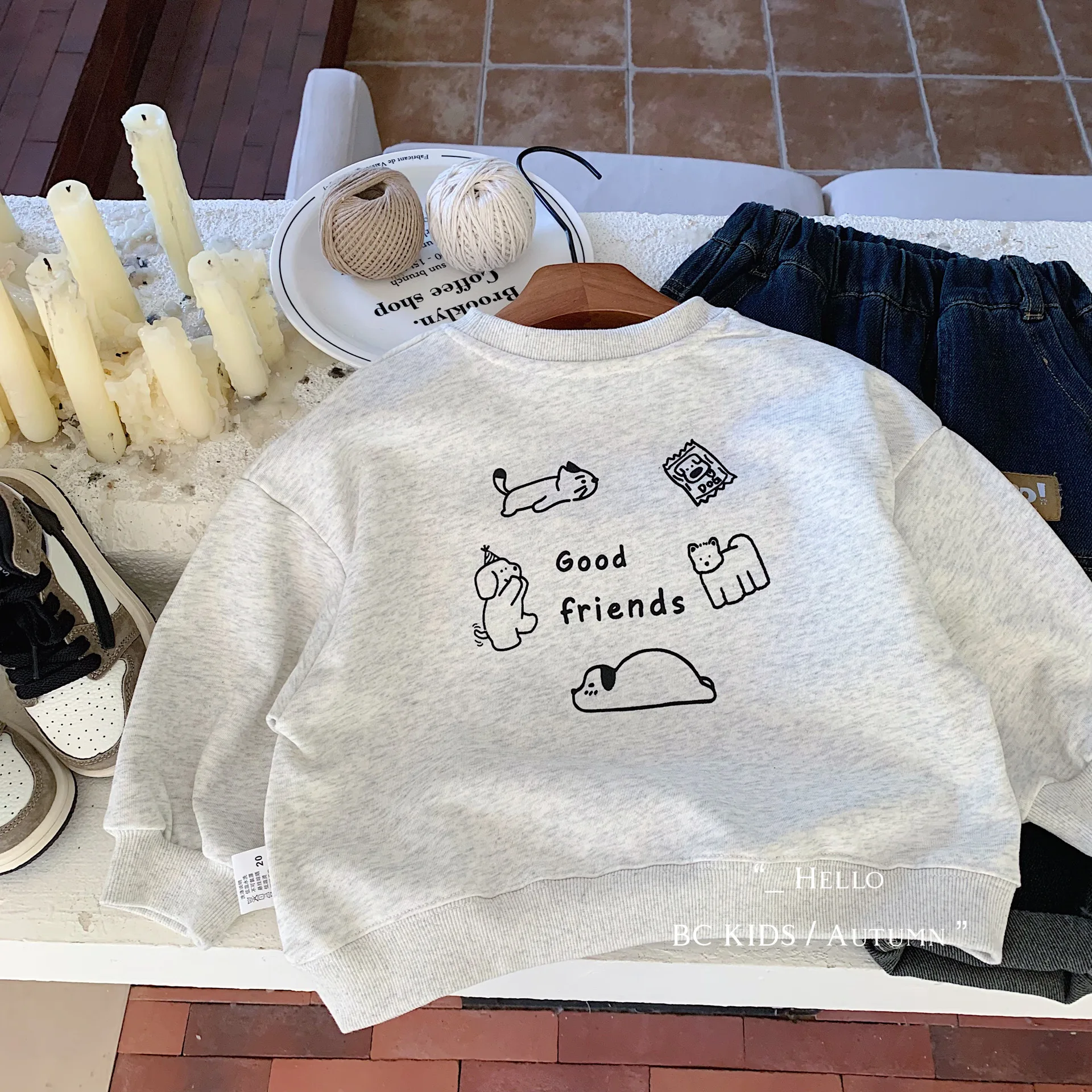 

2025 Autumn Toddler Boys Sweatshirts New Cartoon Printed Kids Baby Boys Tops Round Neck Loose Simple Versatile Top For 1-8Y Boys