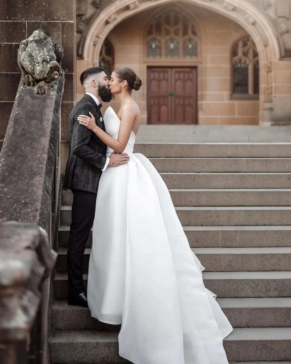 Abiti da sposa in Organza monospalla una linea elegante abito da sposa abito da sposa bottone splendido personalizza per misurare Robe De Mariee