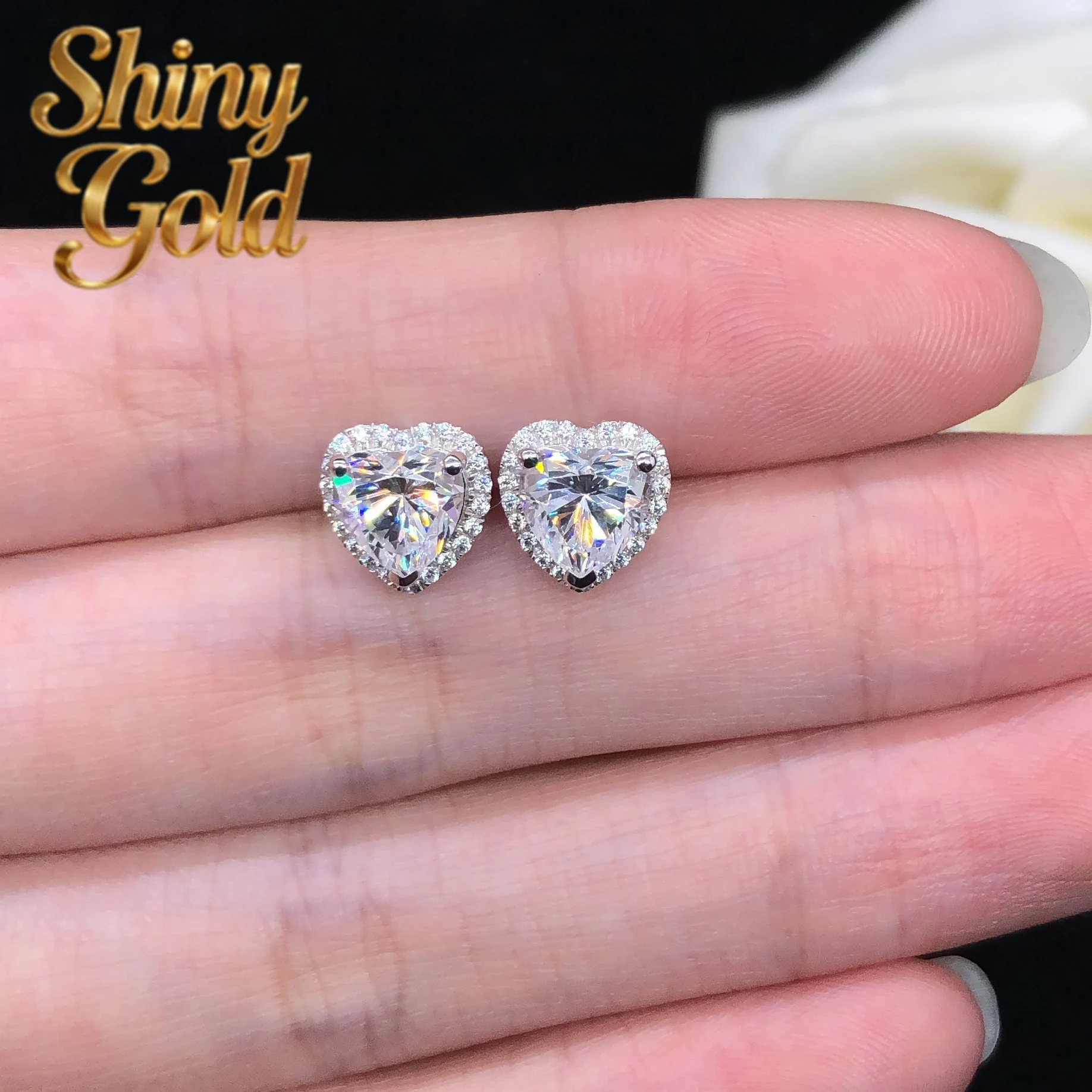 ShinyGold 0.5-1-2Ctw 5.0-6.5-8.0 Mm Each Heart Cut D Color Moissanite Women Earrings 18K White Gold Engagement Fine Jewelry G18