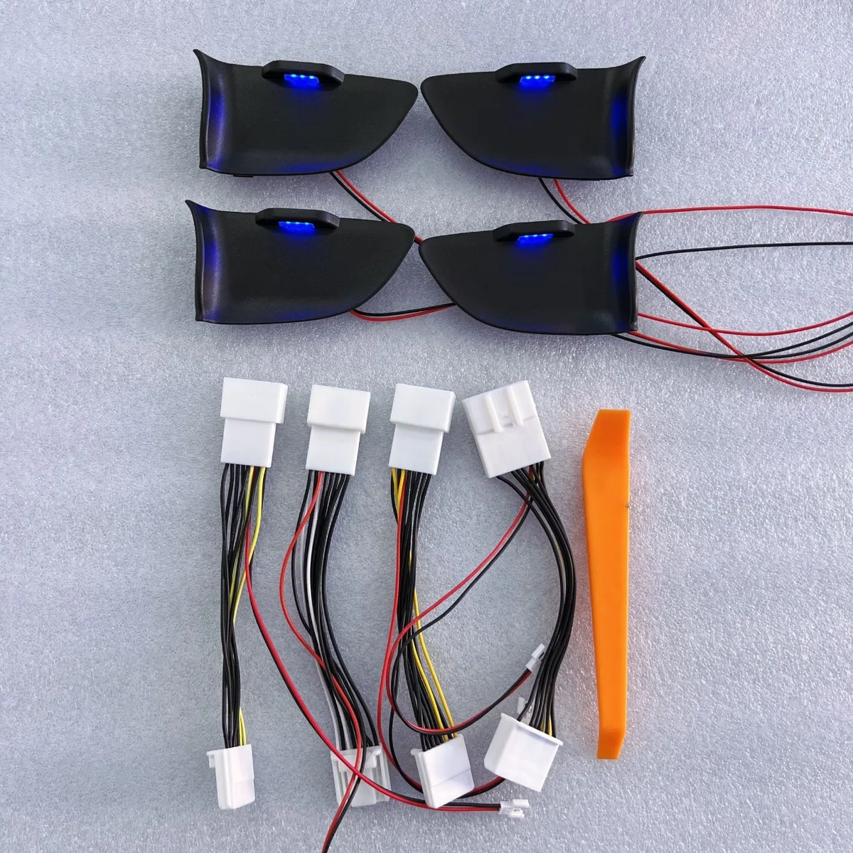 

Для 2015-2021 Lexus NX Внутренняя дверная ручка Светодиодный ледяной синий/синий/белый цвет