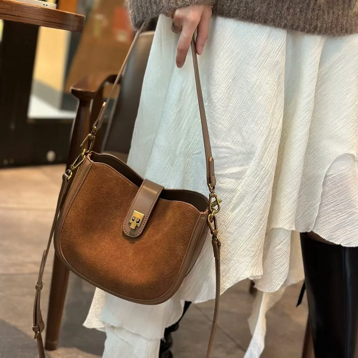 

Suede Cow Genuine Leather Shoulder Bags For Women Female Luxury Cowhide Commuting Small Handbag