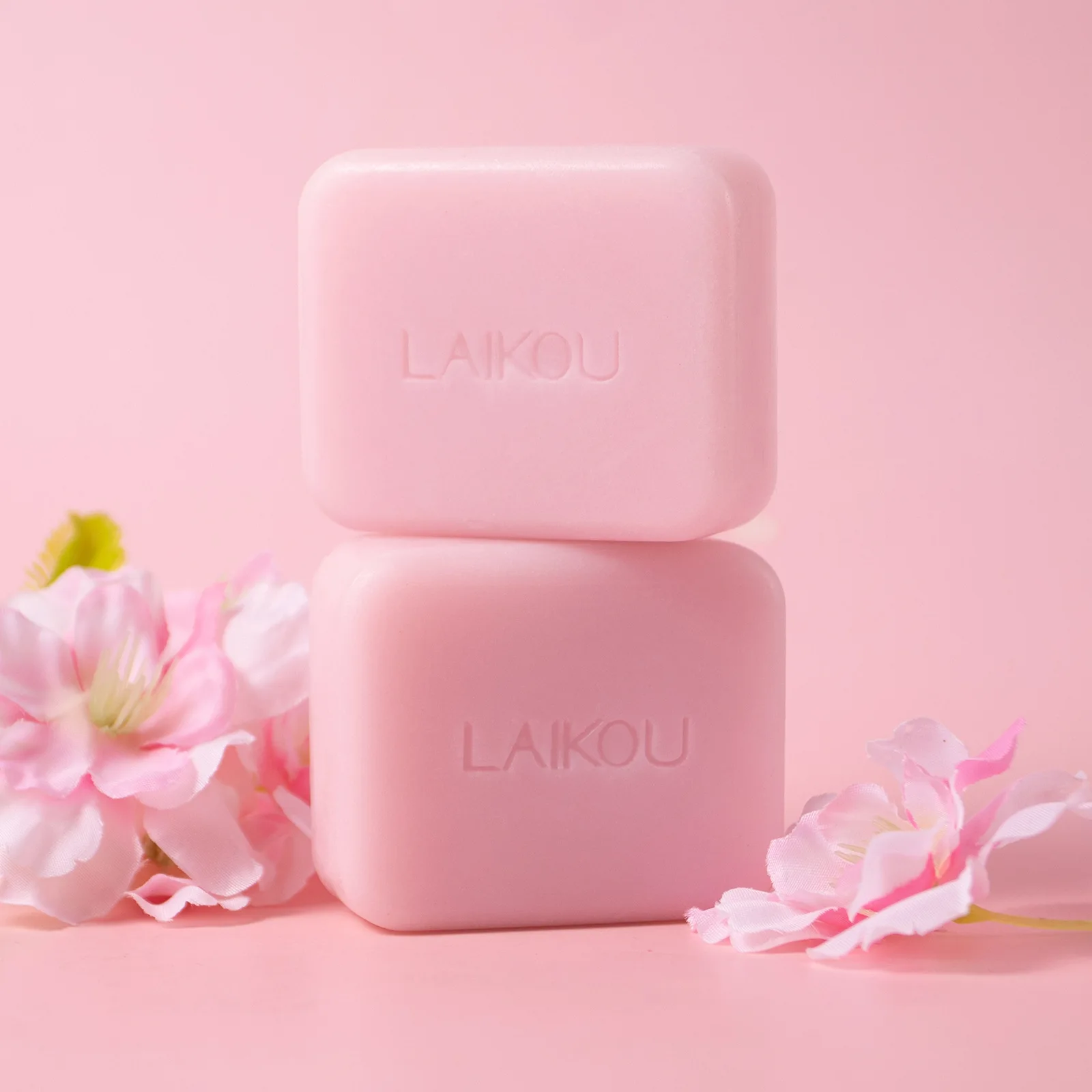 

LAIKOU Sakura Soap 110g Deep Cleansing Moisturizing Oil Control Brightening Skin Tone Portable Student Face Soap Handmade Soap