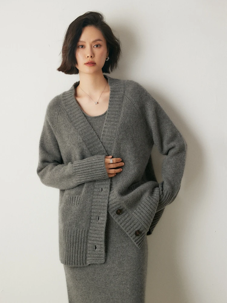 New Women's 100% Cashmere Sweater V-neck Long Sleeve Cardigan Casual Loose Style Cashmere Knitwear Autumn Winter Thickened Coat