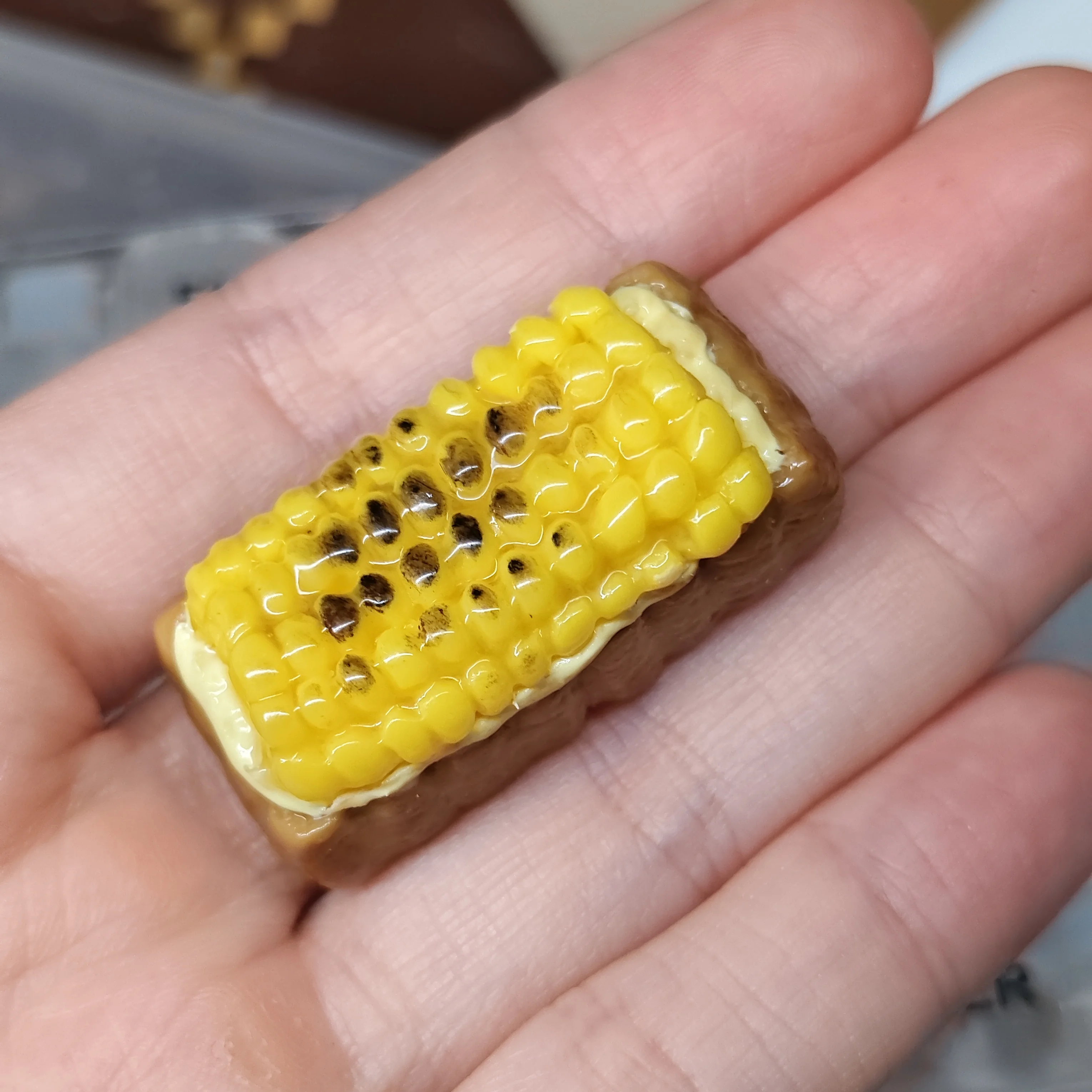 

DIY Cute and Creative 2U Corn Keycaps Handmade Customization Backspace Game Mechanical Keyboard Decoration Gift Food Keycaps